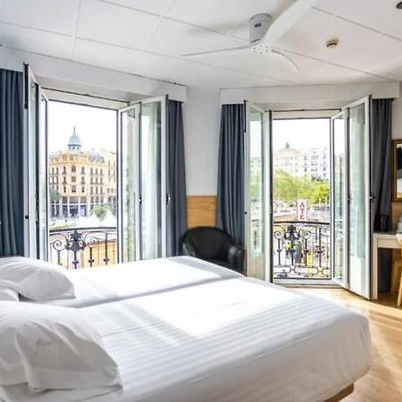 Venecia Plaza Centro Hotel Valencia Room photo