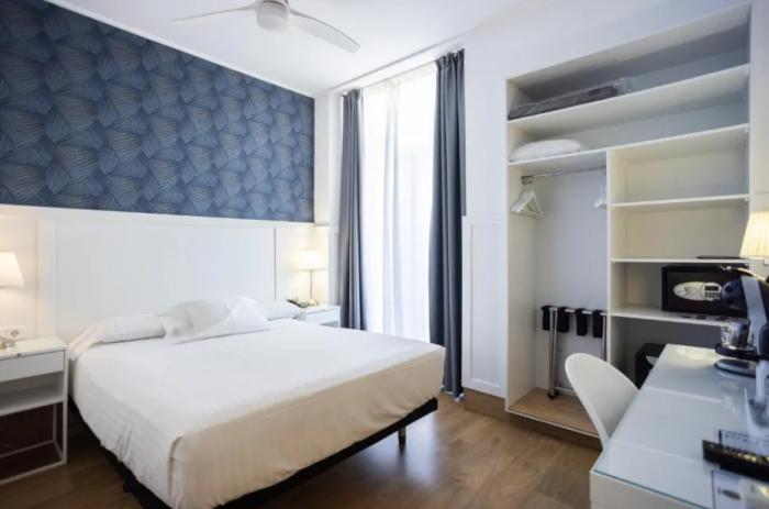 Venecia Plaza Centro Hotel Valencia Room photo